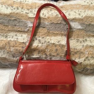 Bolsa Red Purse.